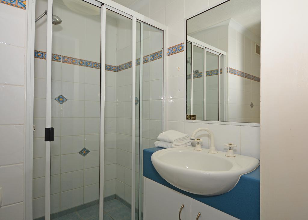 Jade Waters Luxury Apartments Hervey Bay Exterior photo