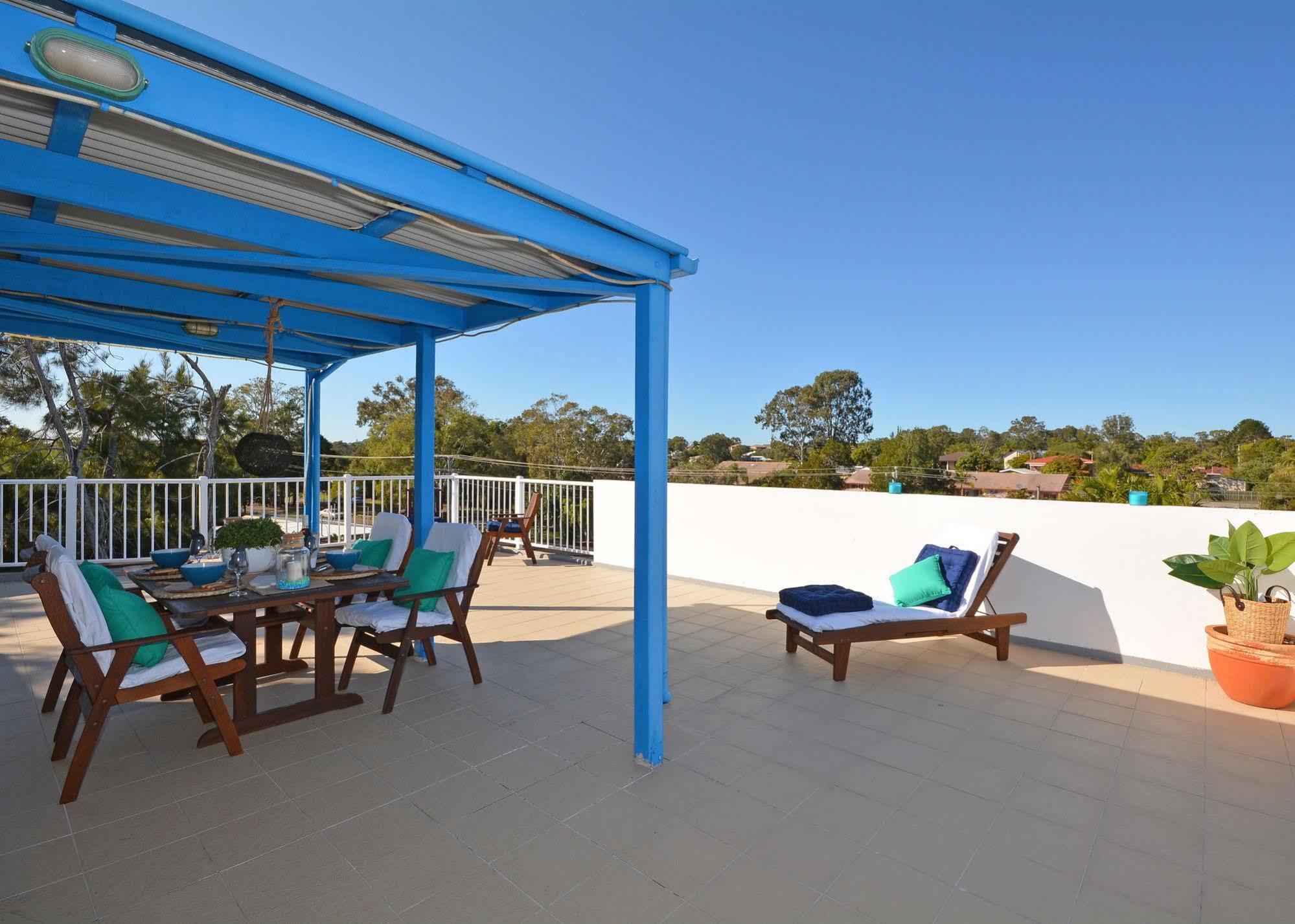 Jade Waters Luxury Apartments Hervey Bay Exterior photo